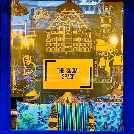 The Social Space Hostel Мумбай Екстериор снимка