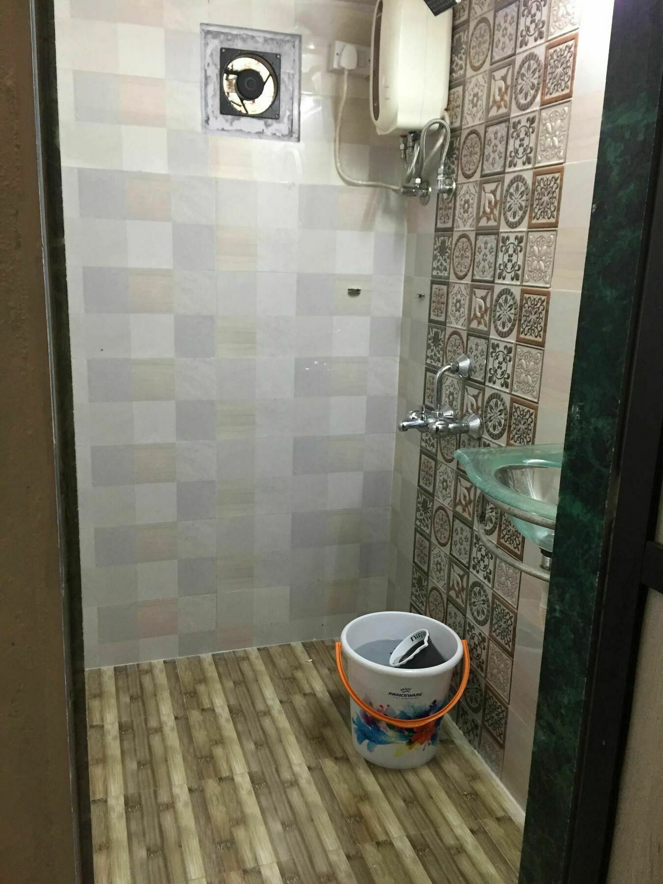 The Social Space Hostel Мумбай Екстериор снимка